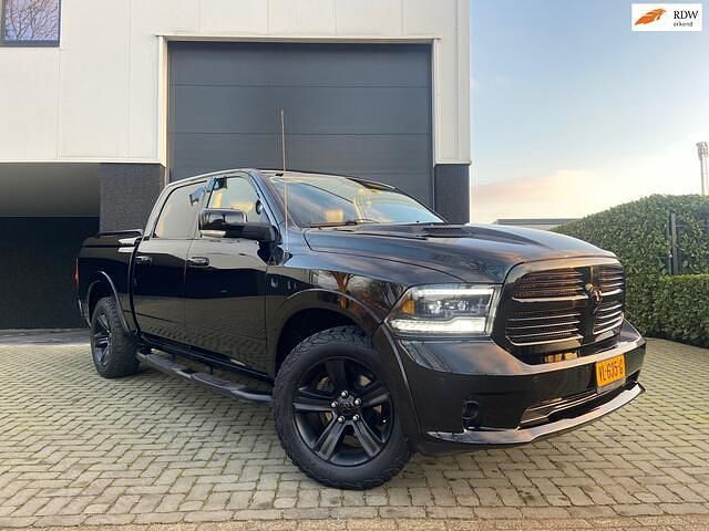 Zwart Gebruikt 2015 Dodge Ram Pickup | € 33.950 (Duur) - Afbeelding 1/4