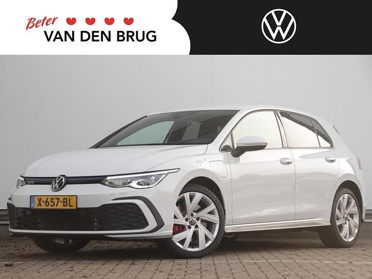 Occasion 2021 VW e-Golf GTE Hatchback | € 22.900 (Super prijs) - Afbeelding 1/3