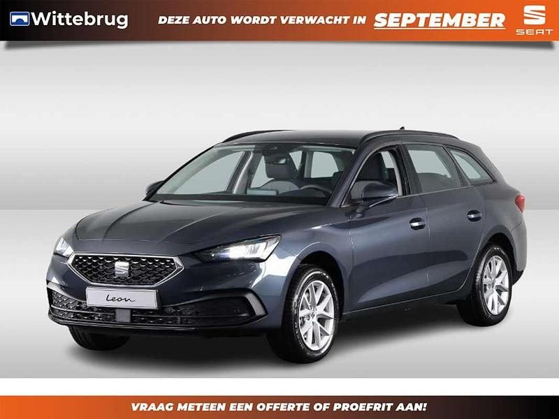 Zwart, metallic lak Nieuw 2025 Seat Leon Comfort Stationwagen | € 35.950 (Eerlijke prijs) - Afbeelding 1/4