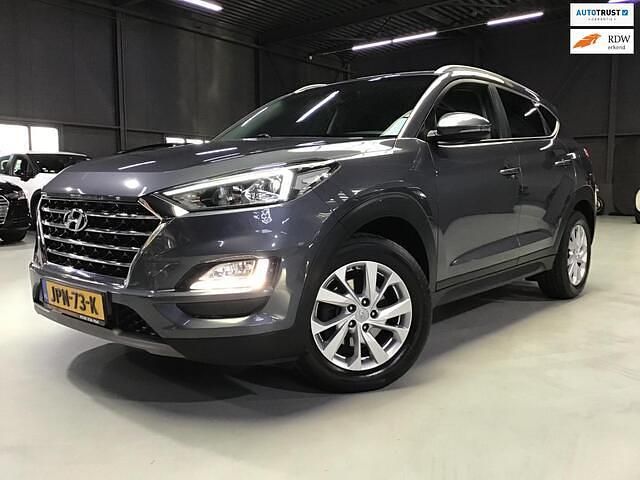 Grijs (metallic) Occasion 2018 Hyundai Tucson Premium SUV | € 20.750 (Eerlijke prijs) - Afbeelding 1/4