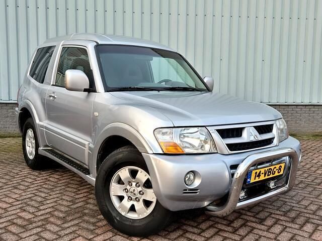 Occasion Mitsubishi Pajero 161 PK (118 kW) 2006 Grijs SUV