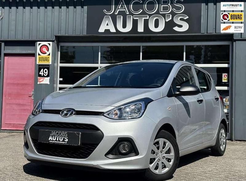 Grijs Gebruikt 2017 Hyundai i10 Hatchback | € 7.950 (Goede deal) - Afbeelding 1/4