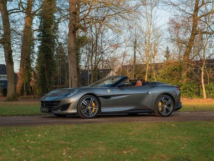 Occasion Ferrari Portofino 600 PK (441 kW) 2018 Grijs Cabriolet