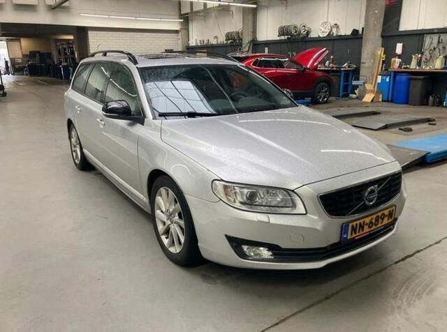 Occasion Volvo V70 Momentum 181 PK (133 kW) 2016 Grijs Stationwagen