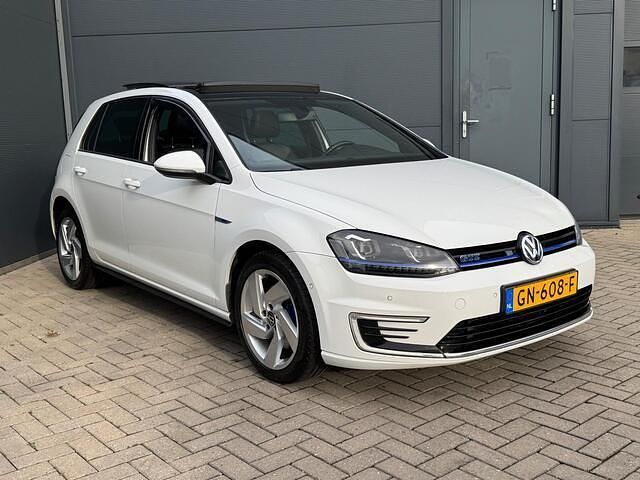 Occasion VW Golf VII GTE 150 PK (110 kW) 2015 Wit Hatchback