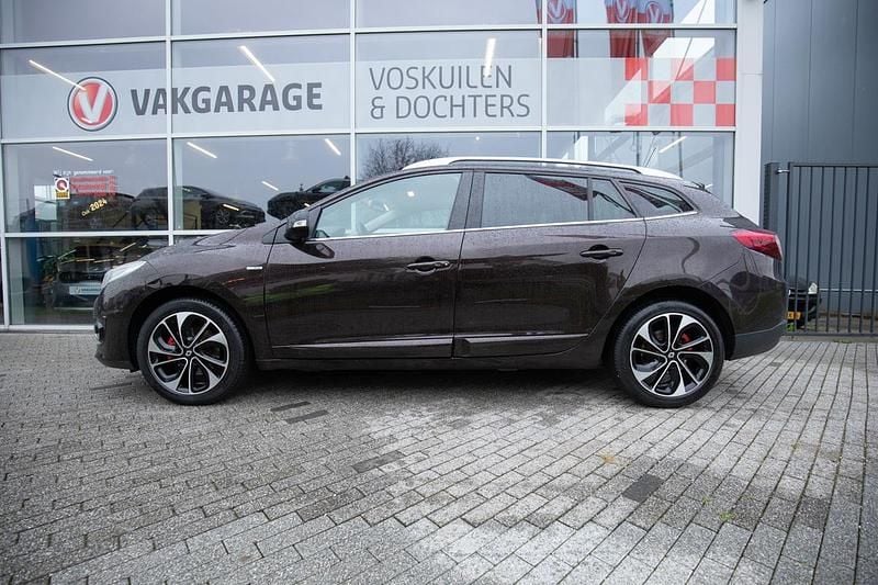 Occasion Renault Mégane GrandTour Bose Edition 130 PK (95 kW) 2018 Bruin Stationwagen