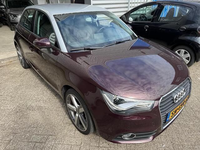 Occasion Audi A1 Sportback Ambition 86 PK (63 kW) 2012 Rood Hatchback