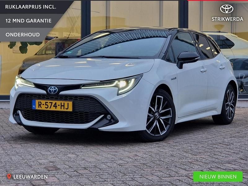 Wit Occasion 2022 Toyota Corolla Hatchback | € 16.950 (Goede deal) - Afbeelding 1/4