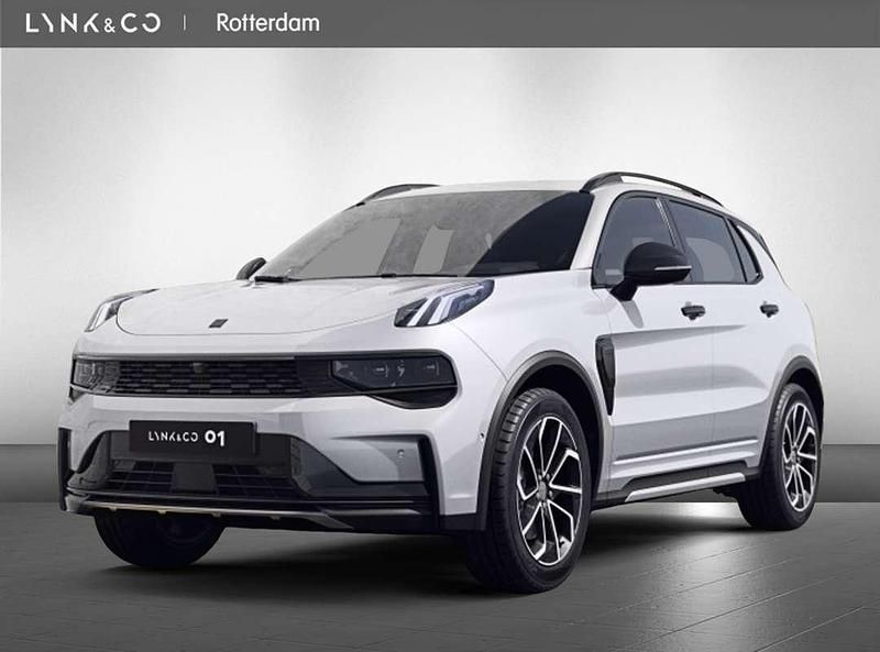 Wit Nieuw 2025 Lynk & Co 01 SUV | € 36.995 (Super prijs) - Afbeelding 1/4