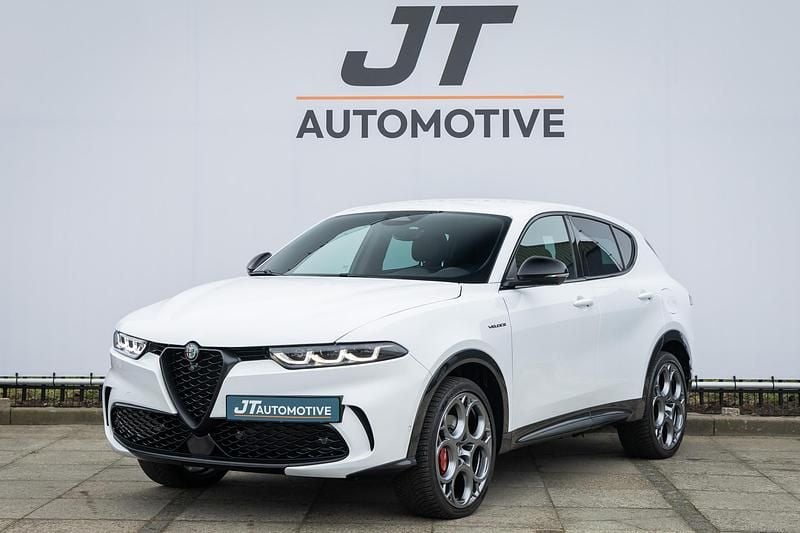 Wit Occasion 2023 Alfa Romeo Tonale SUV | € 31.900 (Eerlijke prijs) - Afbeelding 1/4