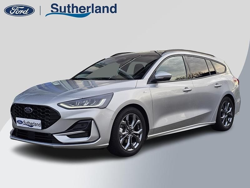 Grijs Gebruikt 2025 Ford Focus ST-Line X Stationwagen | € 30.850 (Iets duurder) - Afbeelding 1/4
