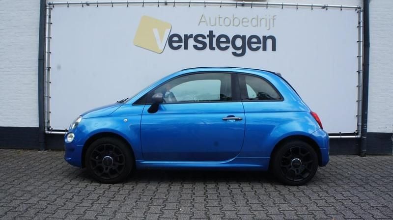 Blauw Occasion 2017 Fiat 500 Lounge Hatchback | € 9.450 (Goede deal) - Afbeelding 1/4