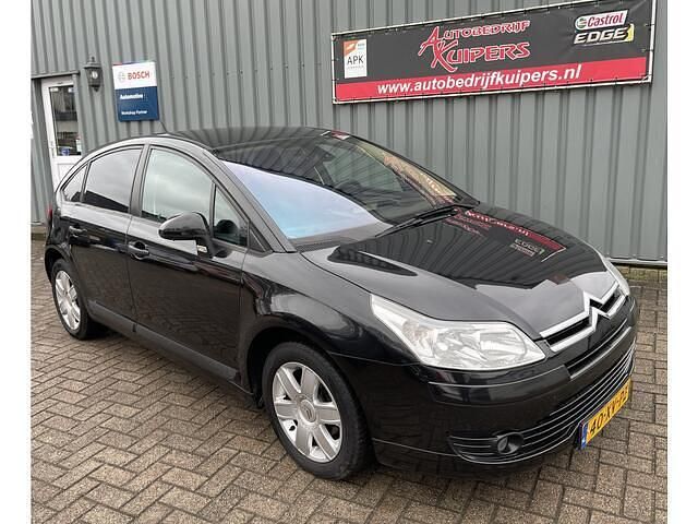 Zwart (metallic) Occasion 2007 Citroën C4 Hatchback | € 3.250 (Iets duurder) - Afbeelding 1/4
