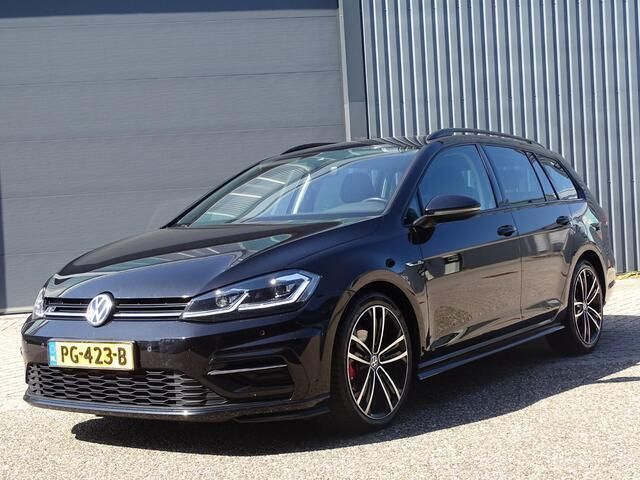 Zwart Gebruikt 2017 VW Golf VII Highline Stationwagen | € 12.995 (Eerlijke prijs) - Afbeelding 1/4