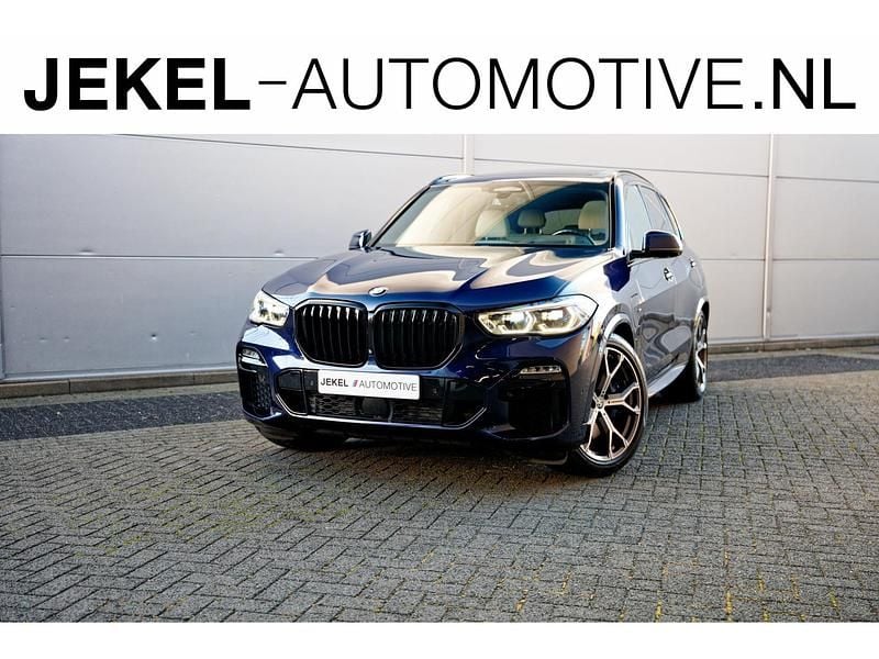 Blauw Occasion 2020 BMW X5 Executive SUV | € 54.990 (Goede deal) - Afbeelding 1/4