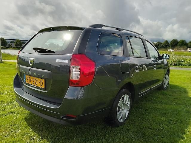 Occasion Dacia Logan MCV Lauréate 2017 Grijs (metallic) MPV