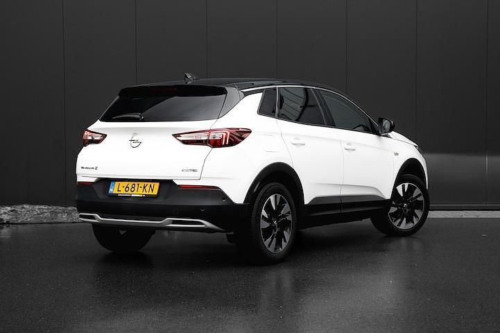 Occasion Opel Grandland X Business Elegance 131 PK (96 kW) 2021 Wit SUV
