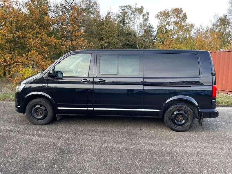 Zwart Gebruikt 2019 VW T6.1 Van | € 45.600 - Afbeelding 1/4