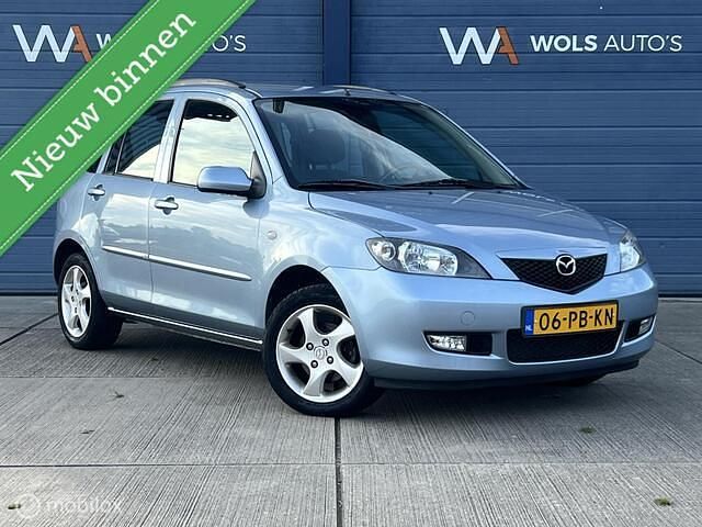 Blauw Gebruikt 2004 Mazda 2 Touring MPV | € 4.240 (Duur) - Afbeelding 1/4