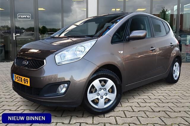 Bruin Gebruikt 2014 Kia Venga 2 Hatchback | € 9.450 (Eerlijke prijs) - Afbeelding 1/4