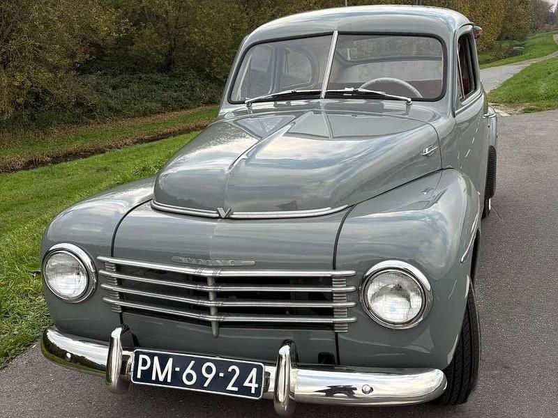 Grijs Gebruikt 1955 Volvo PV444 Hatchback | € 15.000 - Afbeelding 1/4