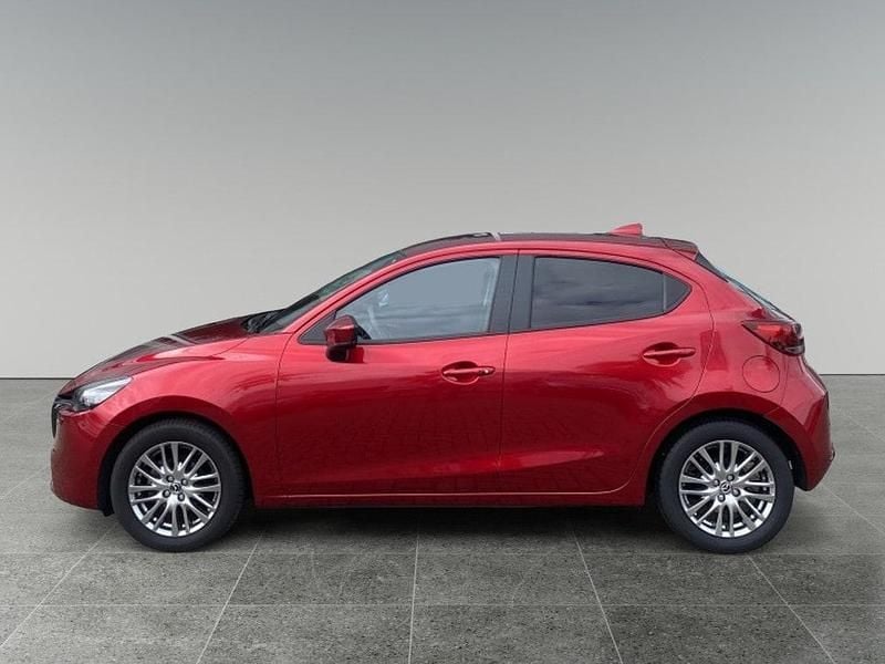 Rood Gebruikt 2024 Mazda 2 Exclusive-Line Hatchback | € 26.950 (Duur) - Afbeelding 1/4