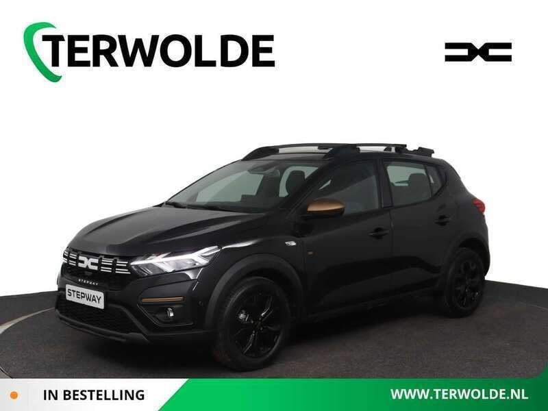 Zwart Nieuw 2025 Dacia Sandero Extreme Hatchback | € 25.100 (Eerlijke prijs) - Afbeelding 1/4