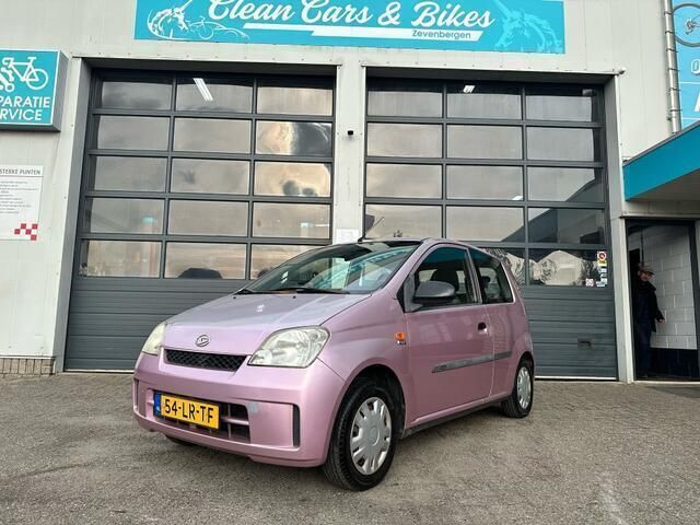 Rood Gebruikt 2003 Daihatsu Cuore Hatchback | € 950 (Eerlijke prijs) - Afbeelding 1/4