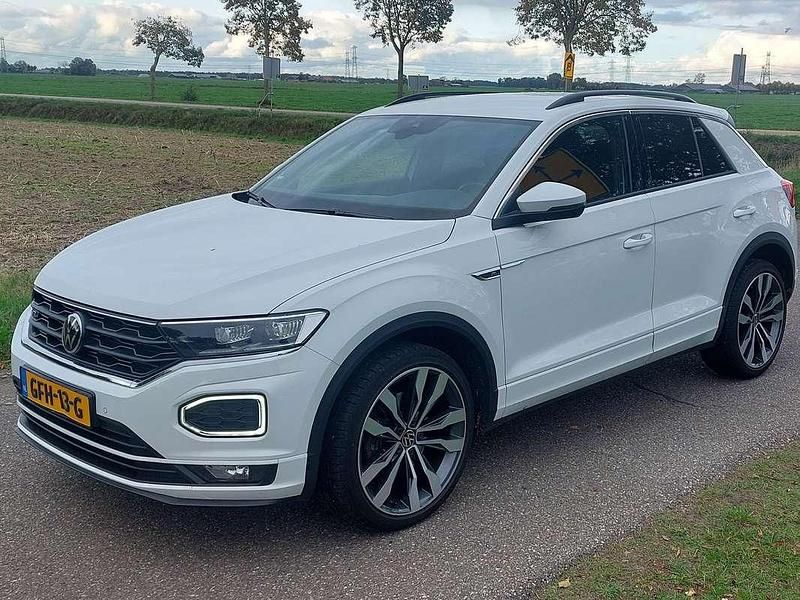 Wit Gebruikt 2022 VW T-Roc Style SUV | € 25.950 (Goede deal) - Afbeelding 1/4