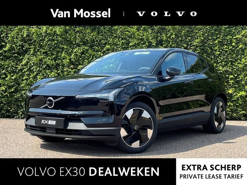 Zwart Nieuw 2025 Volvo EX30 Plus SUV | € 35.940 (Super prijs) - Afbeelding 1/4