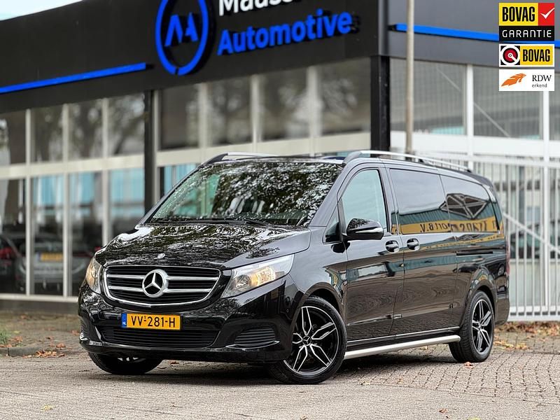 Zwart Occasion 2016 Mercedes V220 Avantgarde Edition MPV | € 29.950 - Afbeelding 1/4
