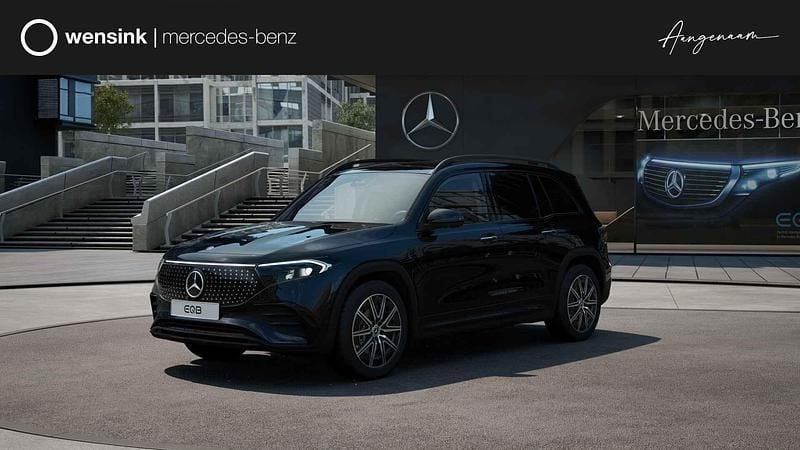 Zwart Nieuw 2025 Mercedes EQB250+ Business SUV | € 46.950 (Super prijs) - Afbeelding 1/4