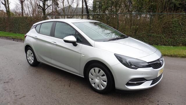 Zilver Gebruikt 2021 Opel Astra Hatchback | € 14.990 (Goede deal) - Afbeelding 1/4