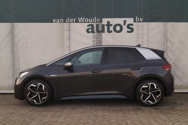 Grijs Occasion 2020 VW ID.3 Hatchback | € 13.900 (Super prijs) - Afbeelding 1/4