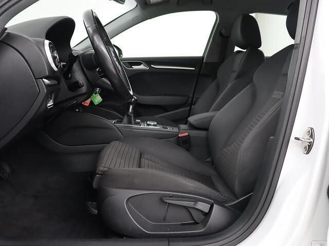 Occasion Audi A3 Sportback Sport 116 PK (85 kW) 2016 Wit Hatchback