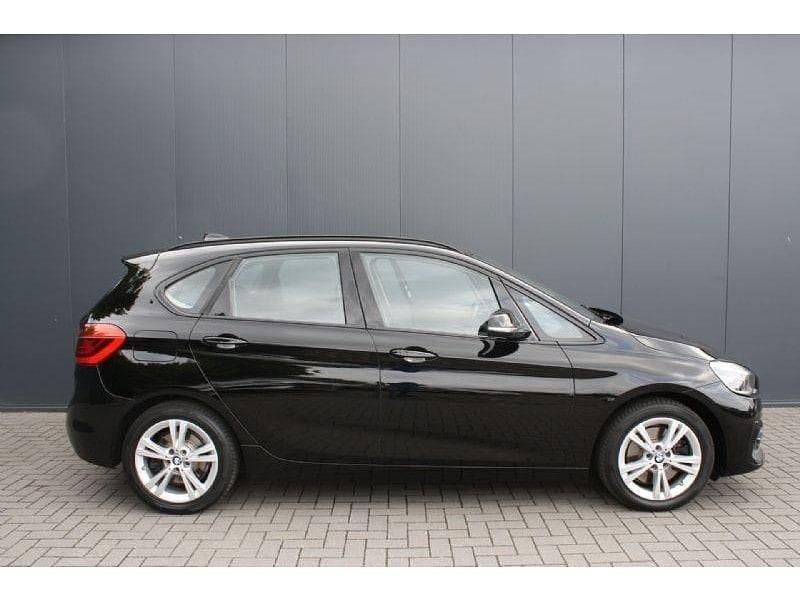 Occasion BMW 225 Active Tourer Executive 136 PK (100 kW) 2019 Zwart MPV