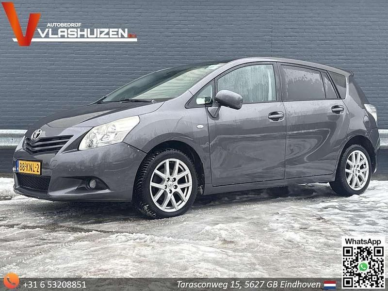 Grijs Occasion 2010 Toyota Verso Comfort MPV | € 2.450 - Afbeelding 1/4