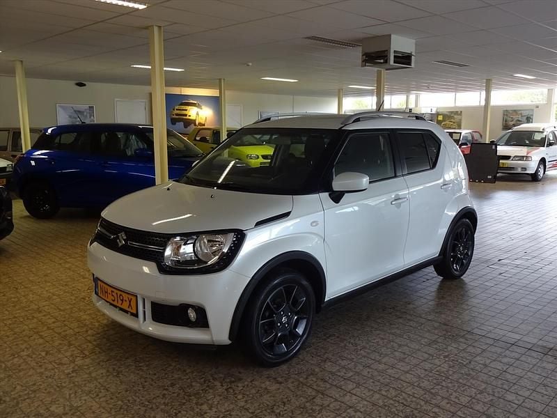 Wit (metallic) Gebruikt 2017 Suzuki Ignis Hatchback | € 11.950 (Eerlijke prijs) - Afbeelding 1/4