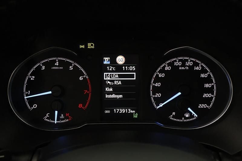 Occasion Toyota Yaris Active 112 PK (82 kW) 2019 Blauw Hatchback