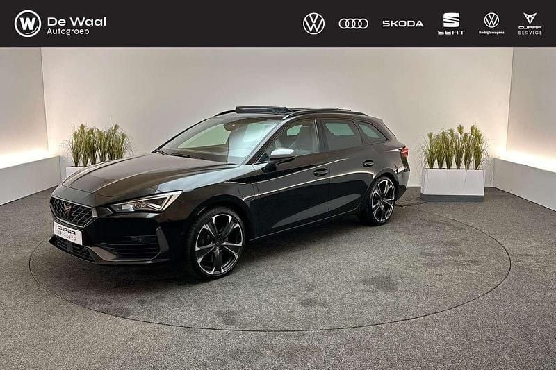 Zwart Gebruikt 2023 Cupra Leon Hatchback | € 33.800 (Duur) - Afbeelding 1/3