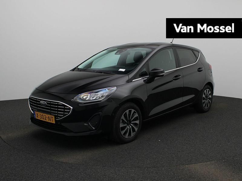 Zwart Gebruikt 2024 Ford Fiesta Titanium X Hatchback | € 20.445 (Eerlijke prijs) - Afbeelding 1/4
