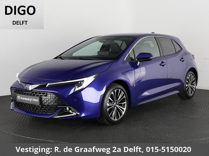 Blauw Occasion 2024 Toyota Corolla Hatchback | € 29.400 (Eerlijke prijs) - Afbeelding 1/3