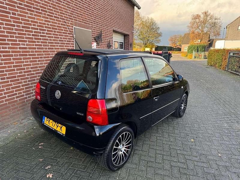 Zwart Gebruikt 2002 VW Lupo Hatchback | € 1.450 (Iets duurder) - Afbeelding 1/4