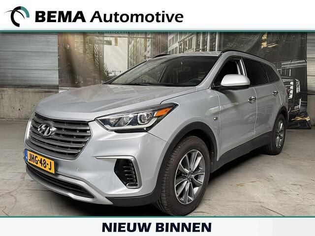 Grijs Gebruikt 2017 Hyundai Santa Fe SE SUV | € 29.950 - Afbeelding 1/4