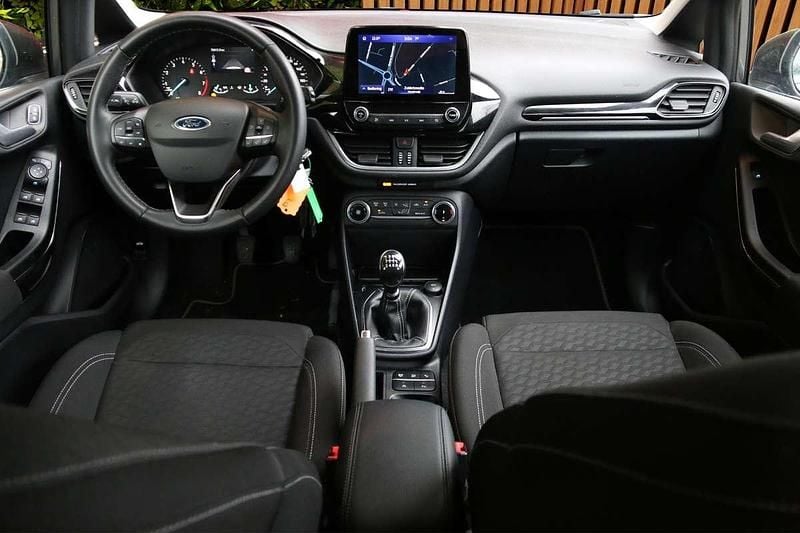 Occasion Ford Fiesta Titanium 101 PK (74 kW) 2023 Grijs Hatchback