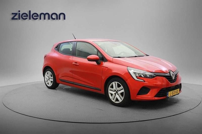 Rood Gebruikt 2021 Renault Clio V Zen Hatchback | € 11.345 (Eerlijke prijs) - Afbeelding 1/4