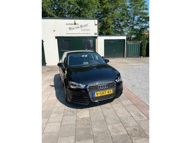 Zwart Gebruikt 2013 Audi A1 Hatchback | € 4.999 - Afbeelding 1/4