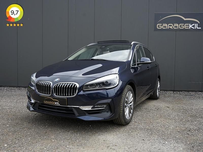 Blauw Gebruikt 2019 BMW 218 Executive Stationwagen | € 23.890 (Iets duurder) - Afbeelding 1/4