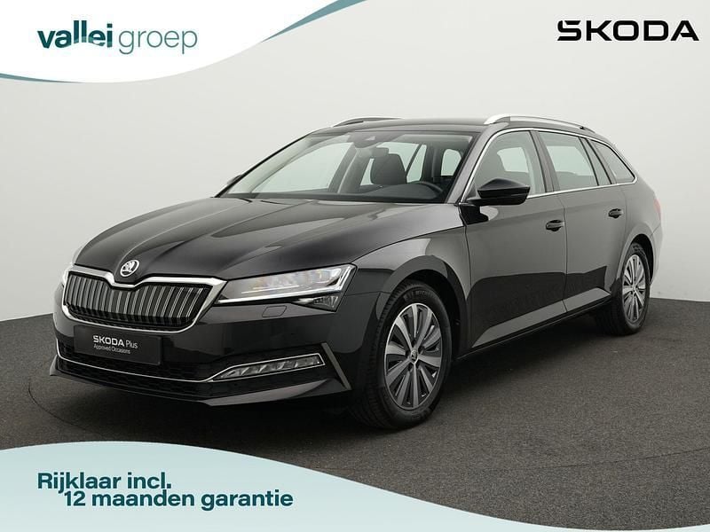 Zwart Gebruikt 2021 Skoda Superb Business Line Stationwagen | € 28.400 (Eerlijke prijs) - Afbeelding 1/4