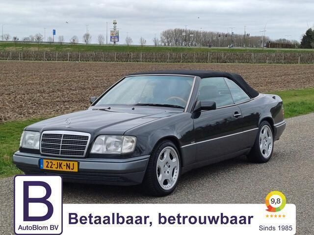 Grijs Gebruikt 1994 Mercedes E220 Elegance Cabriolet | € 29.950 - Afbeelding 1/4
